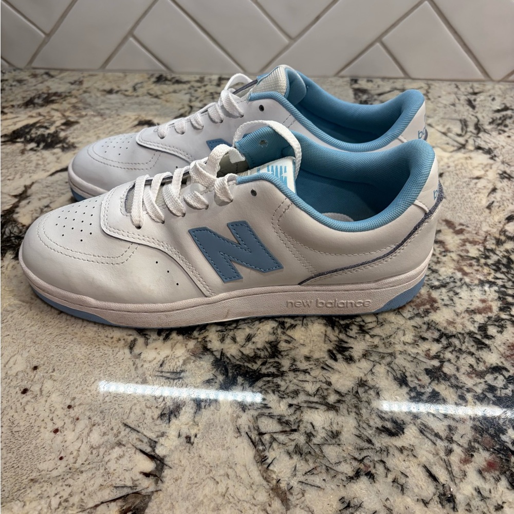 New Balance Men's White and Light Blue Sneakers